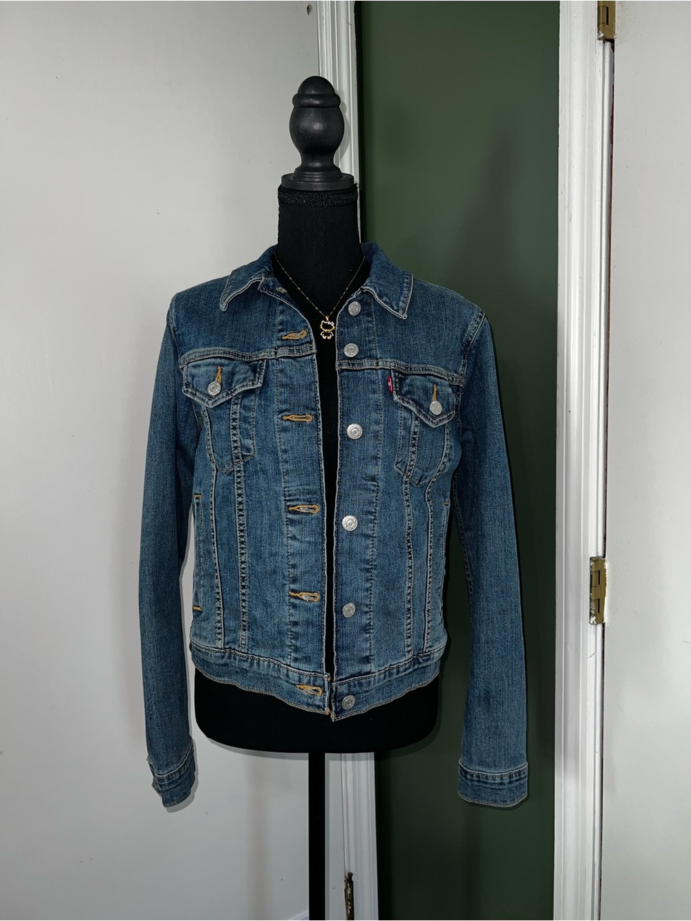 Levi's Women's Blue Denim Jacket